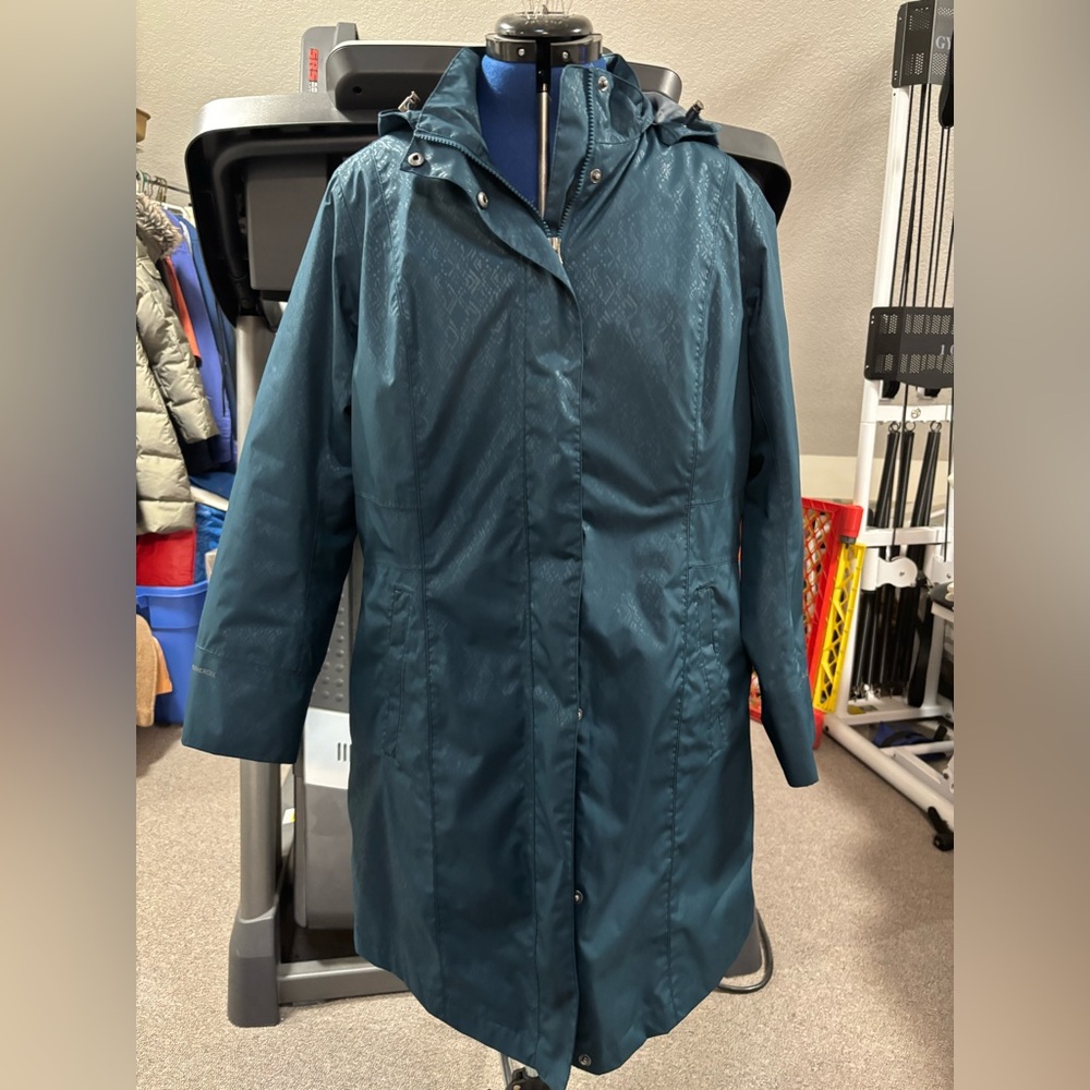Eddie Bauer PXL Rain coat with quilted liner and detachable hood, teal